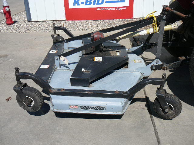 lot 2 image: Walco Douglas 72 Mower