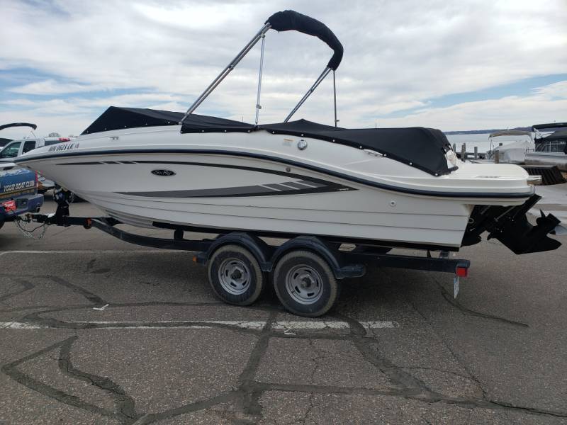 2016 Sea  Ray 21 SPX IO