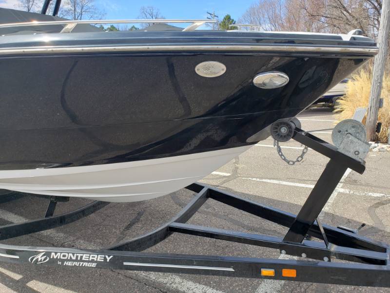 2016  Monterey 238 SS Tower