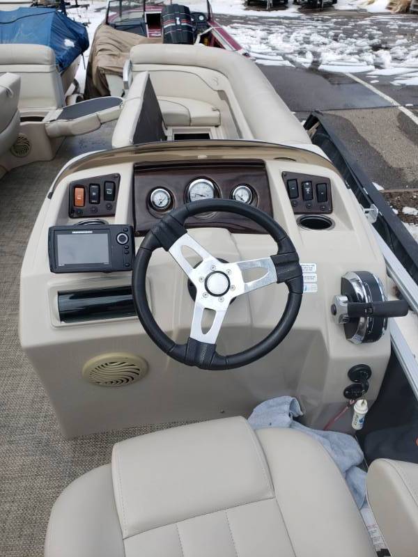 2015 Bennington 24 SLX3