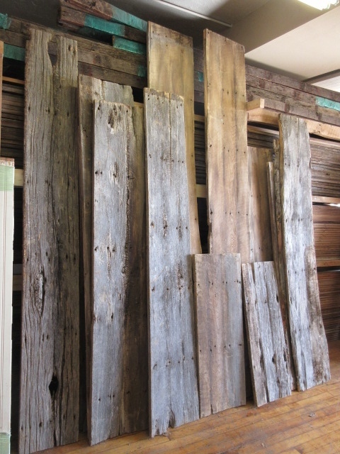 RUSTIC WIDE BARN SIDING
