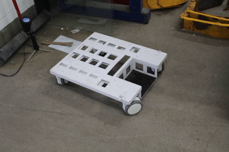 lot 426 image: Rolling Cart