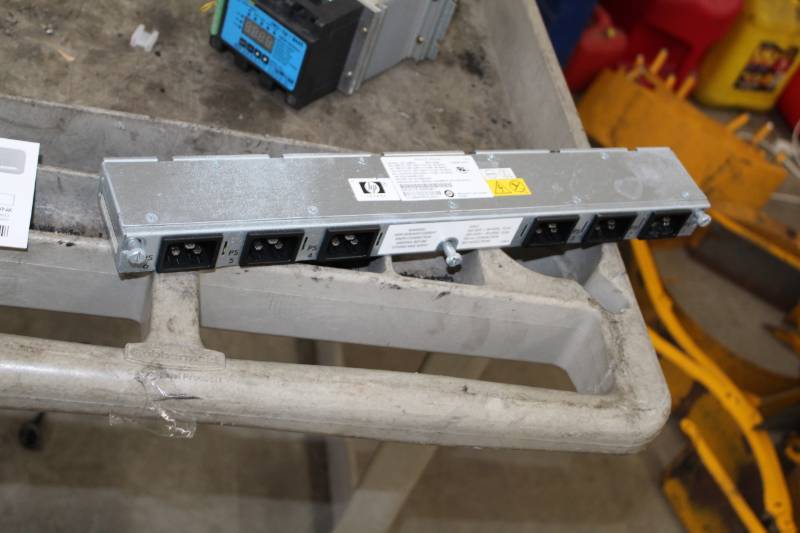 lot 436 image: HP AC Power Converter