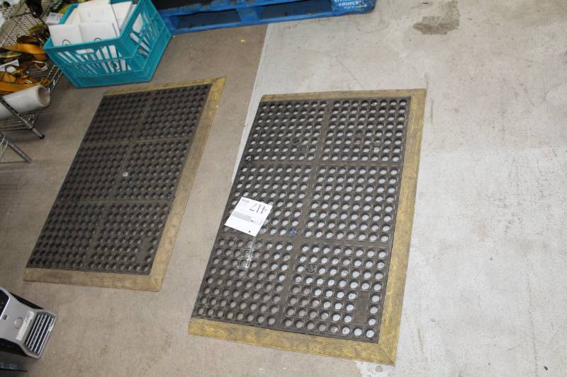 lot 417 image: Rubber Floor Mats
