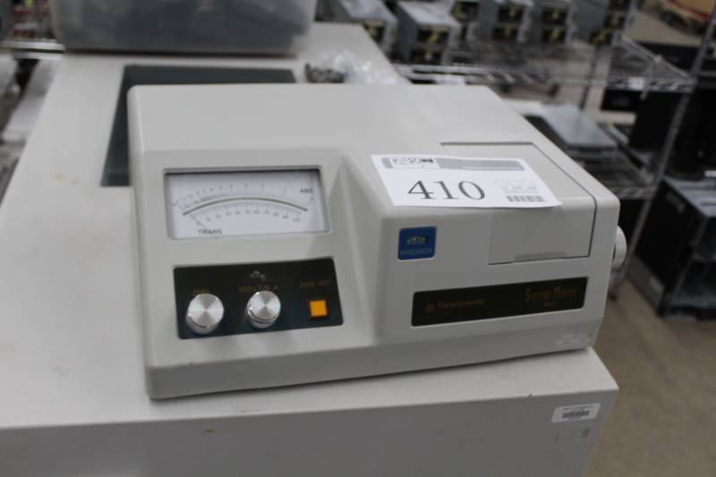 lot 410 image: Fisher Scientific Spectro Master 410 Spectrophotometer