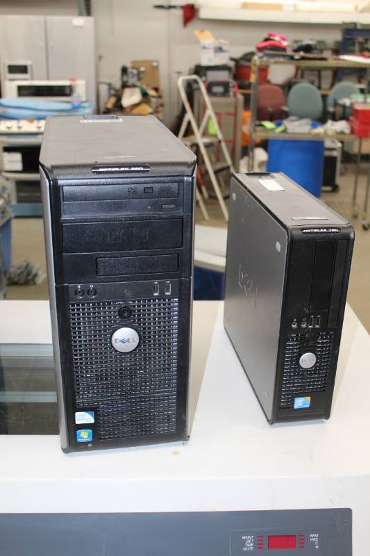lot 406 image: Dell Optiplex 780380 Computer Towers