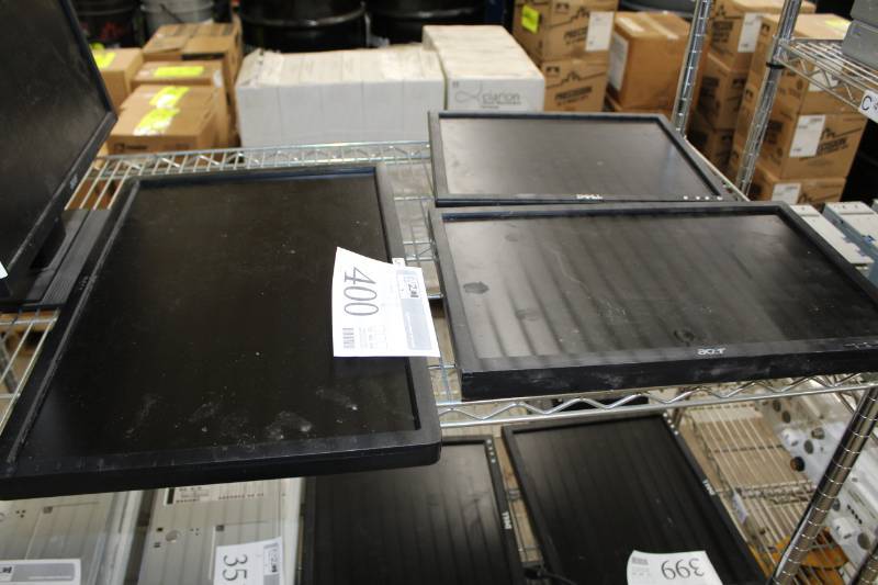lot 400 image: Acer,Dell Computer Monitors