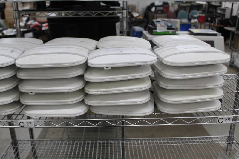 lot 373 image: Cisco AIR-CAP35021-A-K9 Aironet 802.11n Dual Band Wireless Access Point