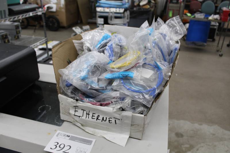 lot 392 image: Ethernet Cables, CAT6 UTP