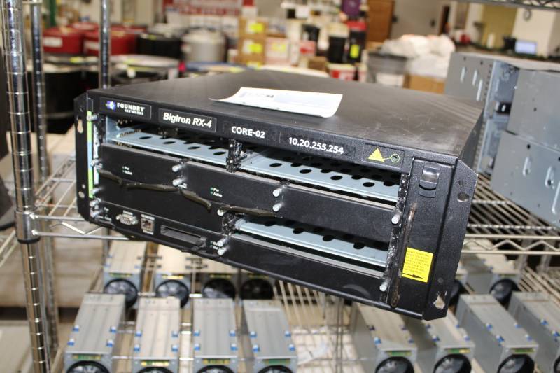 lot 360 image: Brocade Foundry Networks Rack-Mount BigIron RX-4 Network Switch w RX-BI-MR 1x RX-BI-SFM1 2x PSU
