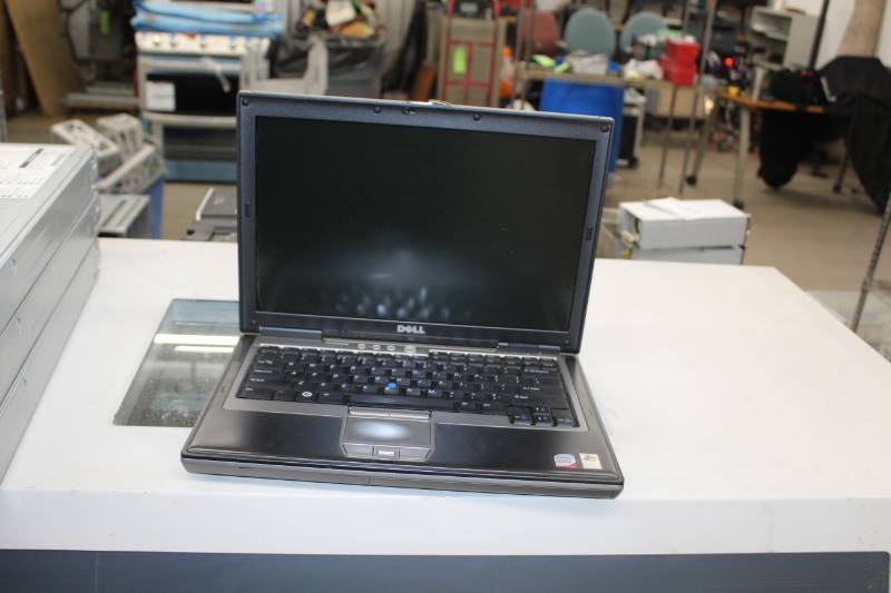 lot 388 image: Dell Latitude D630 Computer Laptop