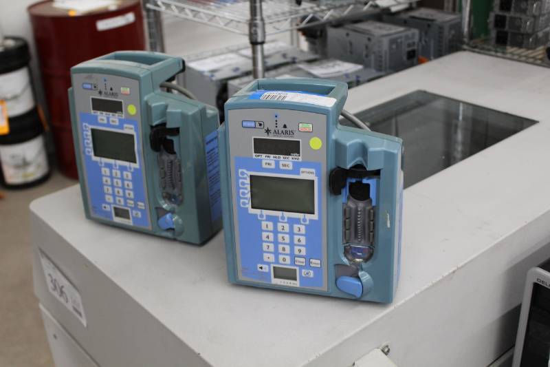lot 307 image: Alaris Medical Systems 7130BE Volumetric Infusion Pump