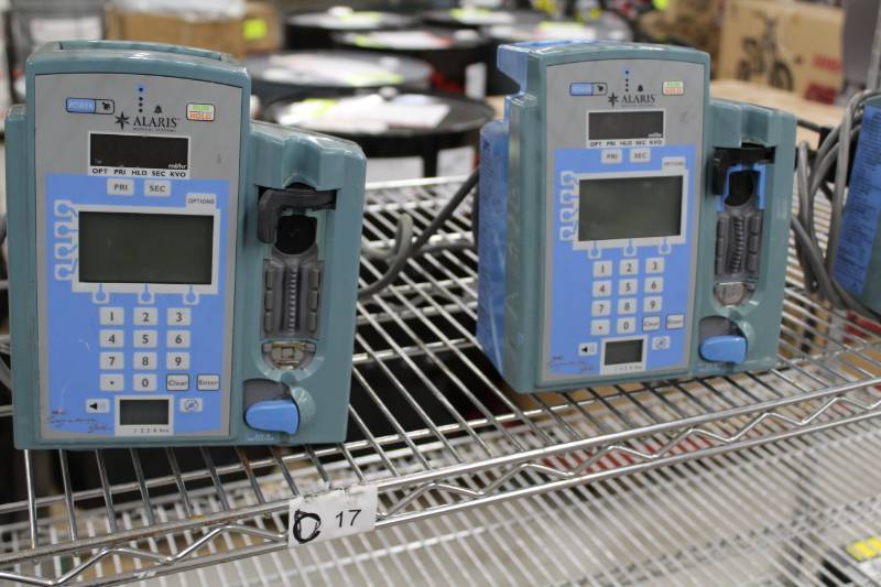 lot 310 image: Alaris Medical Systems 7130BE Volumetric Infusion Pump
