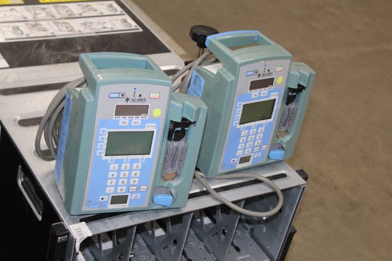lot 313 image: Alaris Medical Systems 7130E Volumetric Infusion Pump