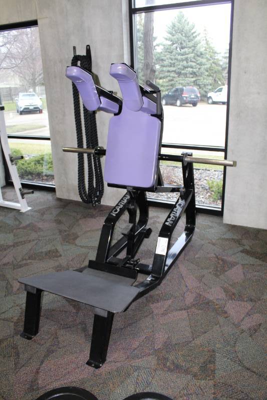 lot 302 image: Icarian Super Squat