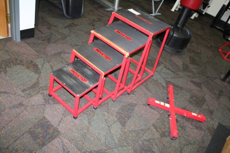 lot 323 image: Proviction Plyometric Boxes