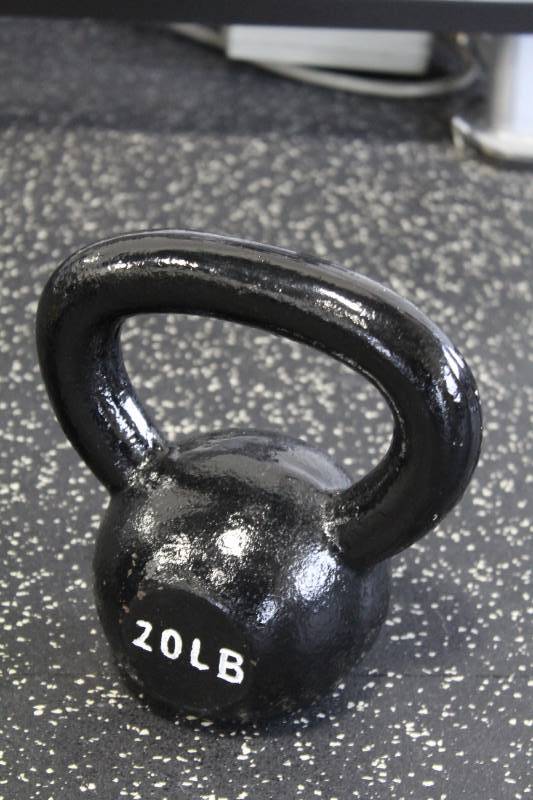 lot 352 image: 20-lb. Kettle Bell