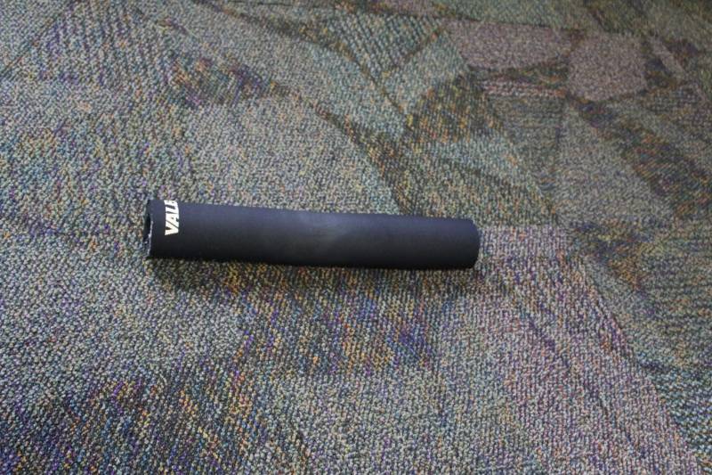 lot 359 image: Valeo Weight Lift Bar Rest Bracket