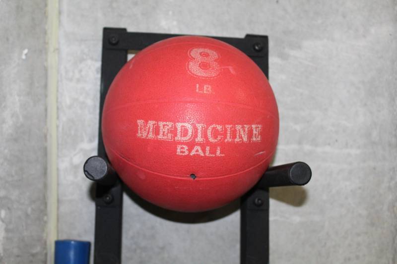 lot 363 image: 8-lb. Medicine Ball