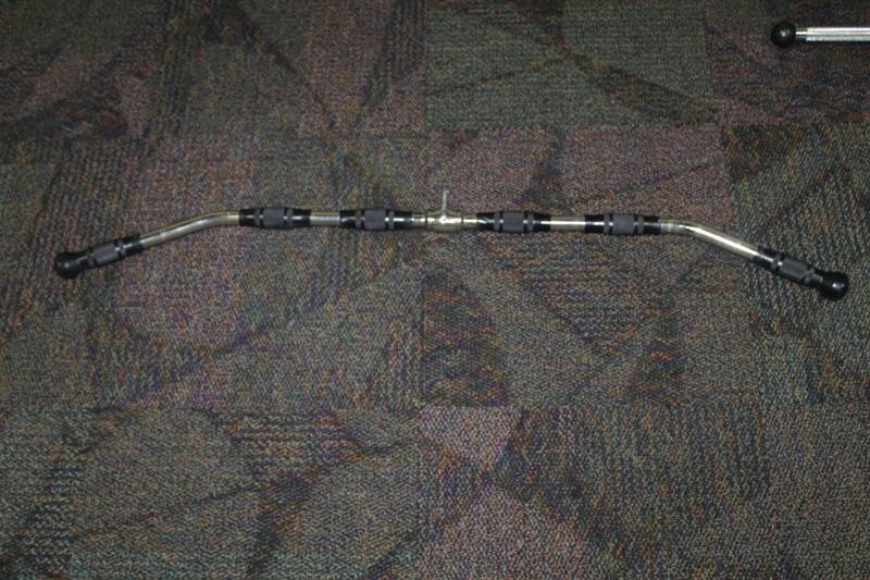 lot 371 image: Weight Machine Long Pull Bar