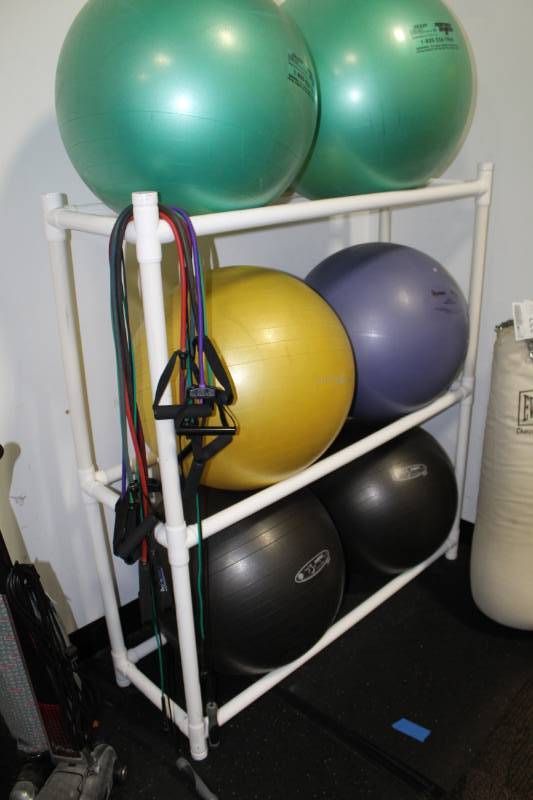 lot 385 image: Medicine Ball Rack