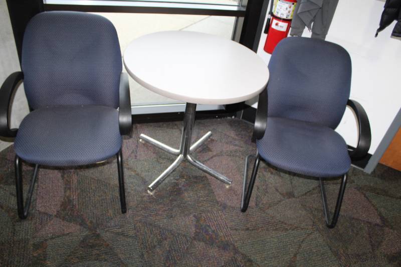 lot 392 image: Padded Office Chairs