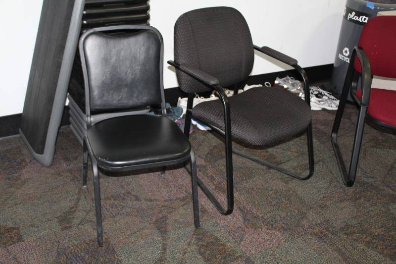 lot 393 image: Padded Office Chairs