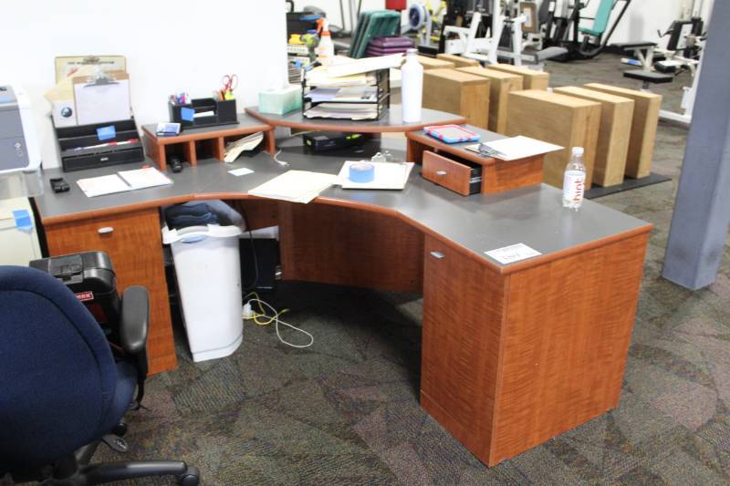 lot 389 image: Angle Office Desk with 2-Drawers, Computer Riser, 2-Office Organizers