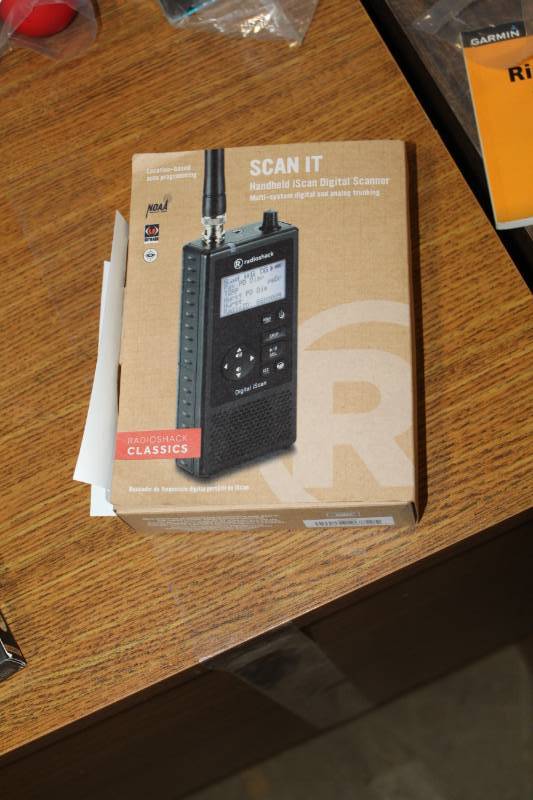 lot 46 image: Radioshack Scan It Handheld Digital Scanner