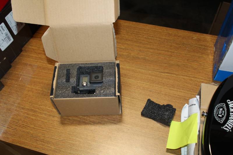 lot 34 image: GoPro Hero LCD Camera Kit