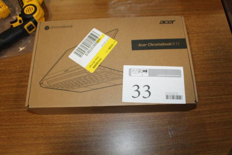 lot 33 image: Acer Chromebook R11