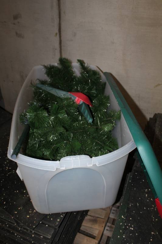 lot 241 image: 5-foot Artificial Christmas Tree