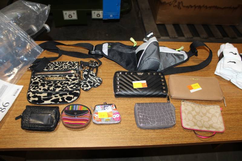 lot 86 image: Womens Purses, Clutches