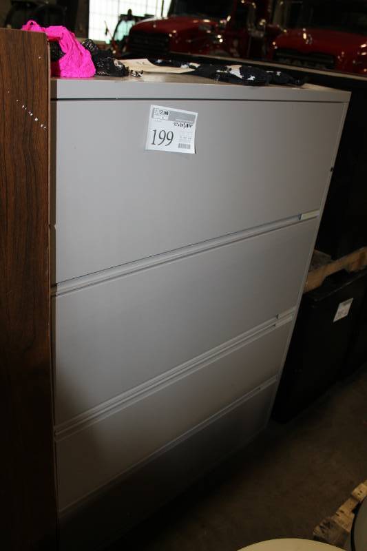 lot 199 image: Metal Lateral File Cabinet with 3-Locking Drawers