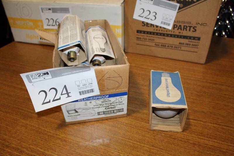 lot 224 image: Philips Mercury Vapor Lamps