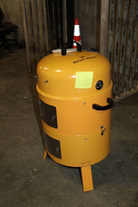 lot 150 image: Mark West Smoker Grill