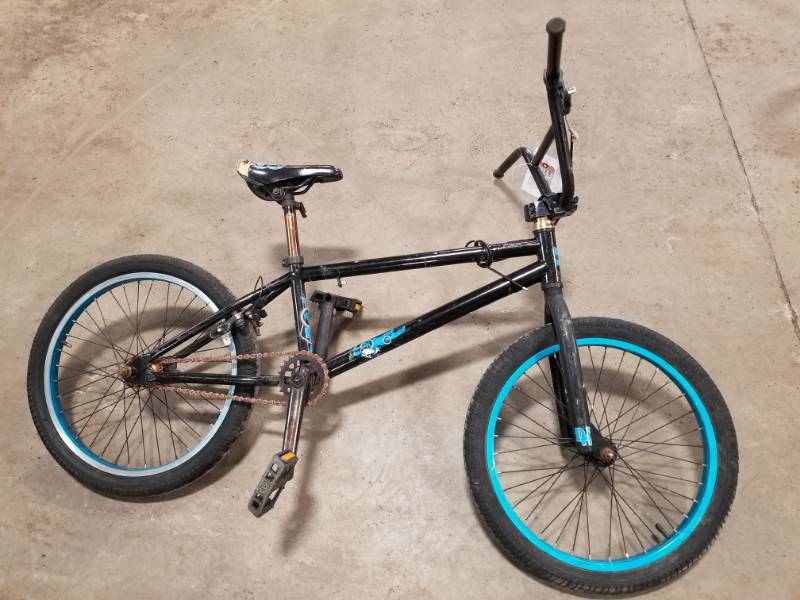lot 422 image: Eineinar, Black and Blue Eineinnar freestyle bike., 18  Inch Rim Diameter
