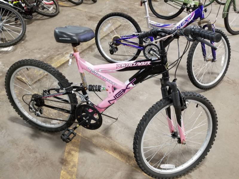 lot 438 image: NEXT, PINK AND BLACK BIKE, 20  Inch Rim Diameter