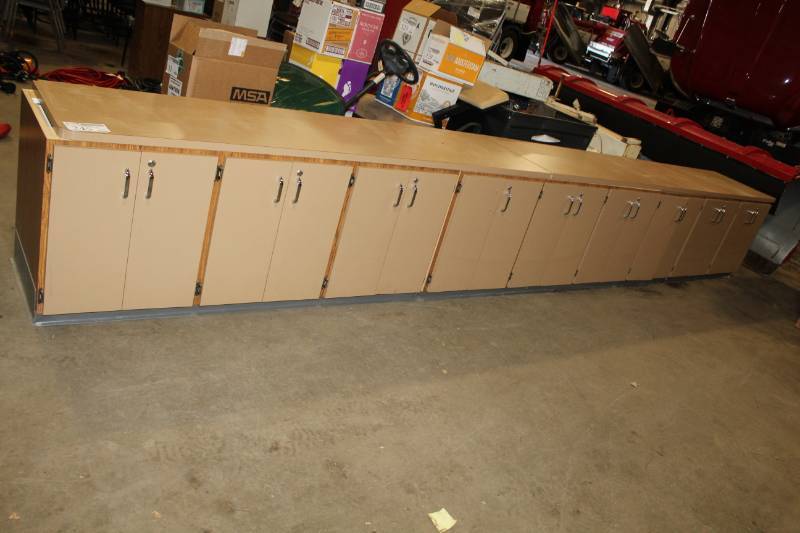 lot 245 image: Counter Top Floor Cabinet with 3-Sections, 18-Doors, Shelves