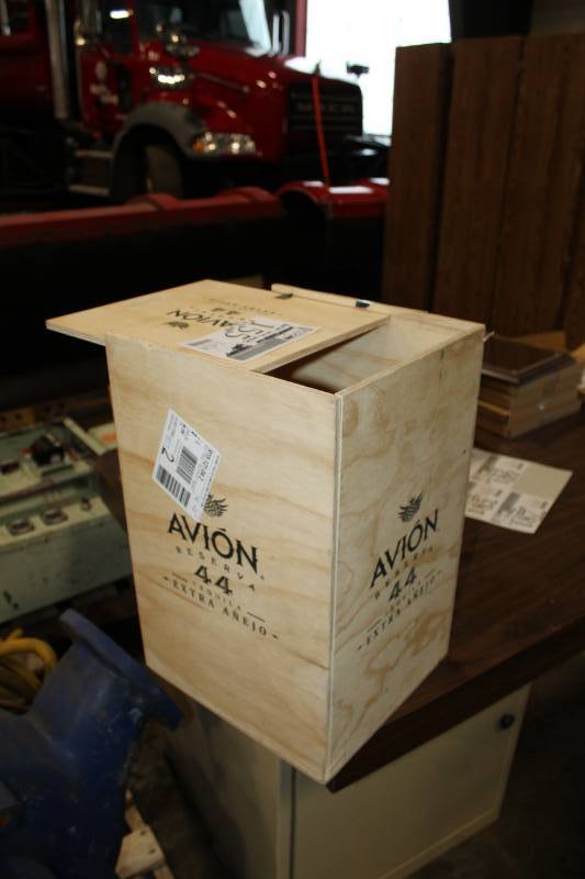 lot 155 image: Avion Tequila Wood Crate with Lid