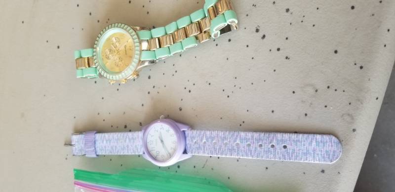 lot 295 image: Lot of (2) Wrist Watches