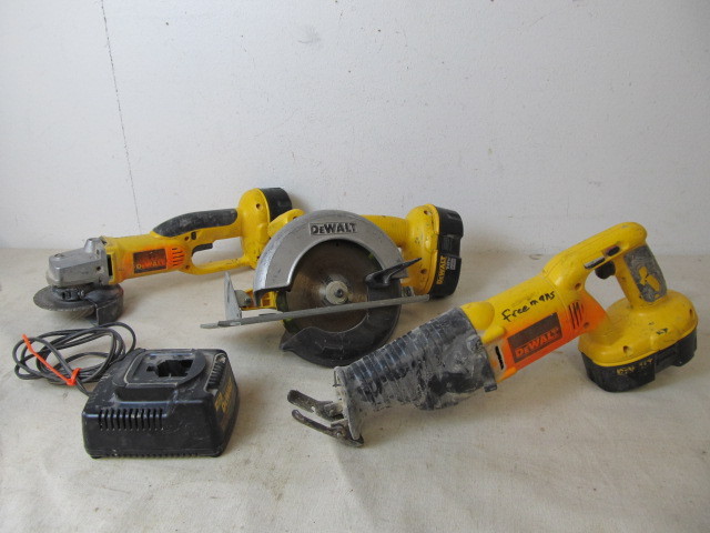Group of 3 DEWALT Power Saws - Includes 3 Batteries &amp Charger 18V