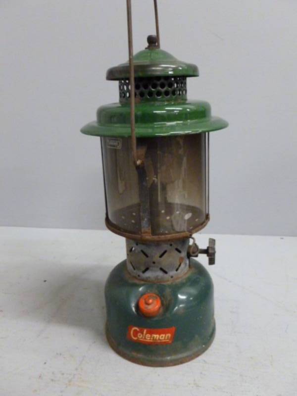 lot 7 image: Vintage Coleman Lantern
