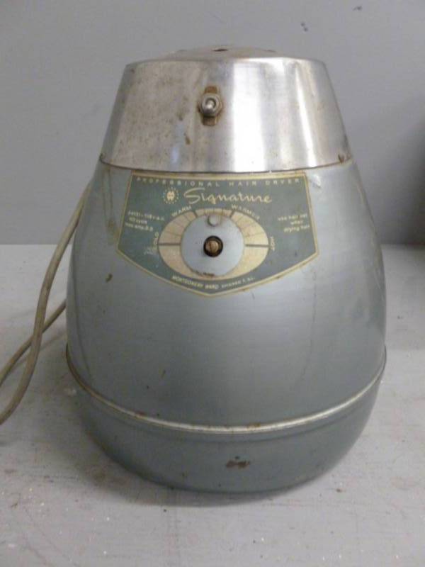 lot 38 image: Vintage Hair Dryer