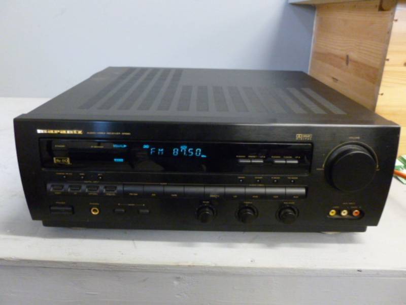 lot 83 image: Marantz Receiver