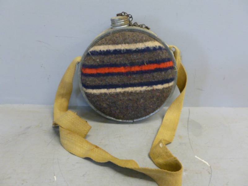 lot 150 image: Vintage Water Canteen