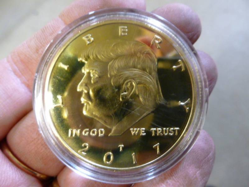 lot 189 image: Collector Coin
