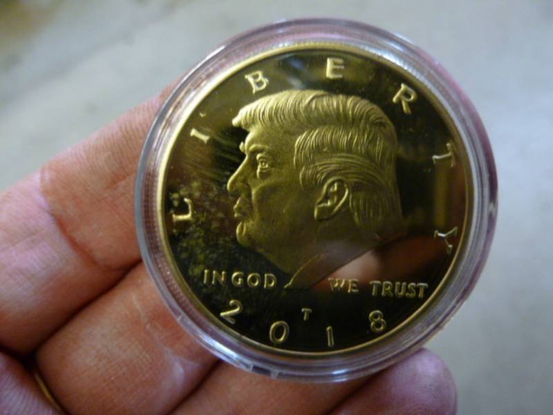 lot 194 image: Collector Coin