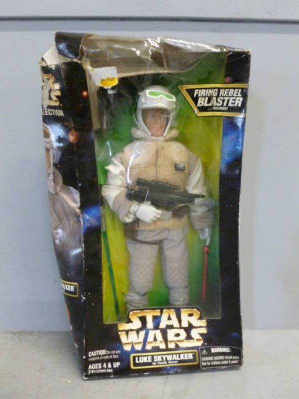 lot 228 image: Star Wars Collectible