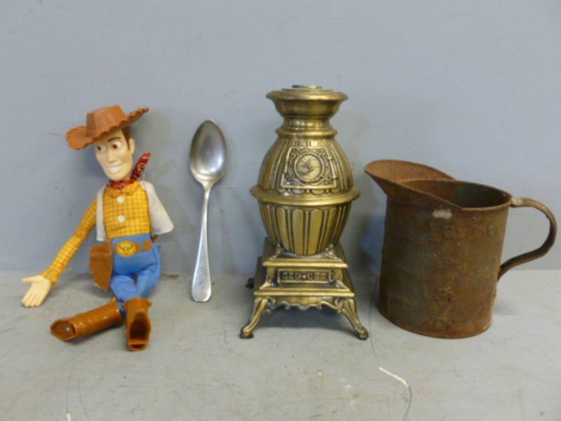 lot 232 image: Collectible